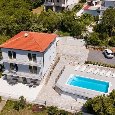 Villa Opera